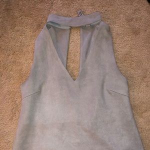 choker necklace tank top
